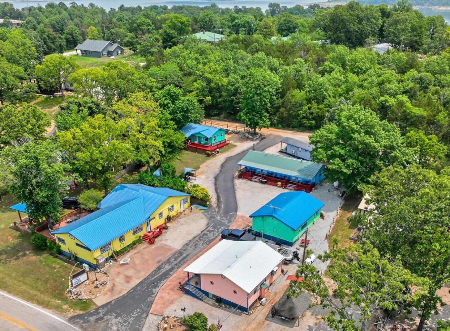 Diamond City Lakeside Resort Exterior photo